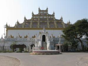 2015-01-10-Mandalay-Atumashi-Monastary-Myanmar-IMG_8083