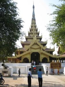 2015-01-10-Mandalay-Royal-Palace-Myanmar-IMG_8105